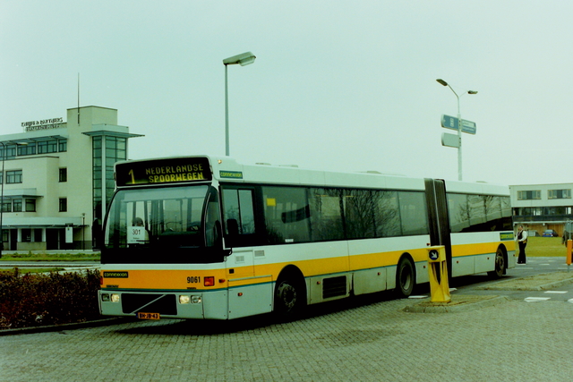 Foto van CXX Berkhof Duvedec G 9061 Gelede bus door_gemaakt CN6635