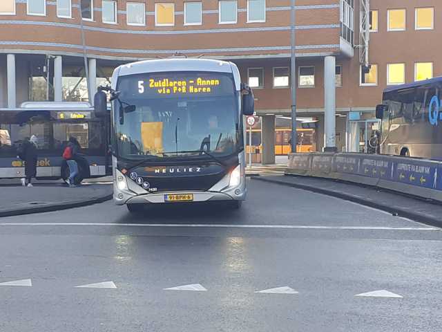 Foto van QBZ Heuliez GX437 ELEC 7430 Gelede bus door_gemaakt Draken-OV