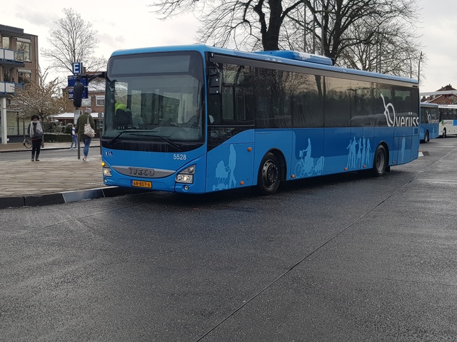 Foto van OVinIJ Iveco Crossway LE (12mtr) 5528 Standaardbus door treinspotter-Dordrecht-zuid