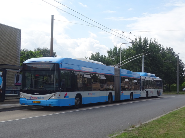 Foto van HER Hess Swisstrolley 5236 Gelede bus door HeelHollandSpot