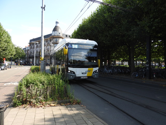 Foto van DeLijn VDL Citea SLE-120 Hybrid 2270 Standaardbus door treinspotter2323
