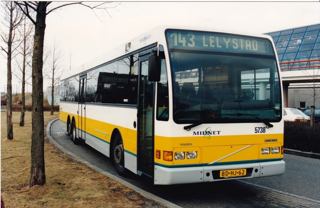 Foto van CXX Berkhof 2000NL 5738 Standaardbus door wyke2207