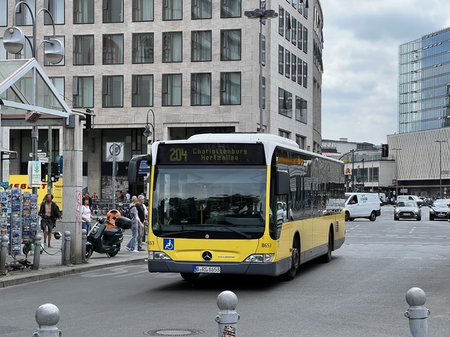 Foto van BVG Mercedes-Benz Citaro 8653 Standaardbus door Stadsbus