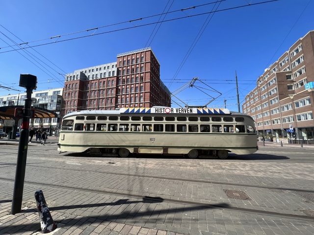 Foto van HOVM Haagse PCC 1022 Tram door Stadsbus