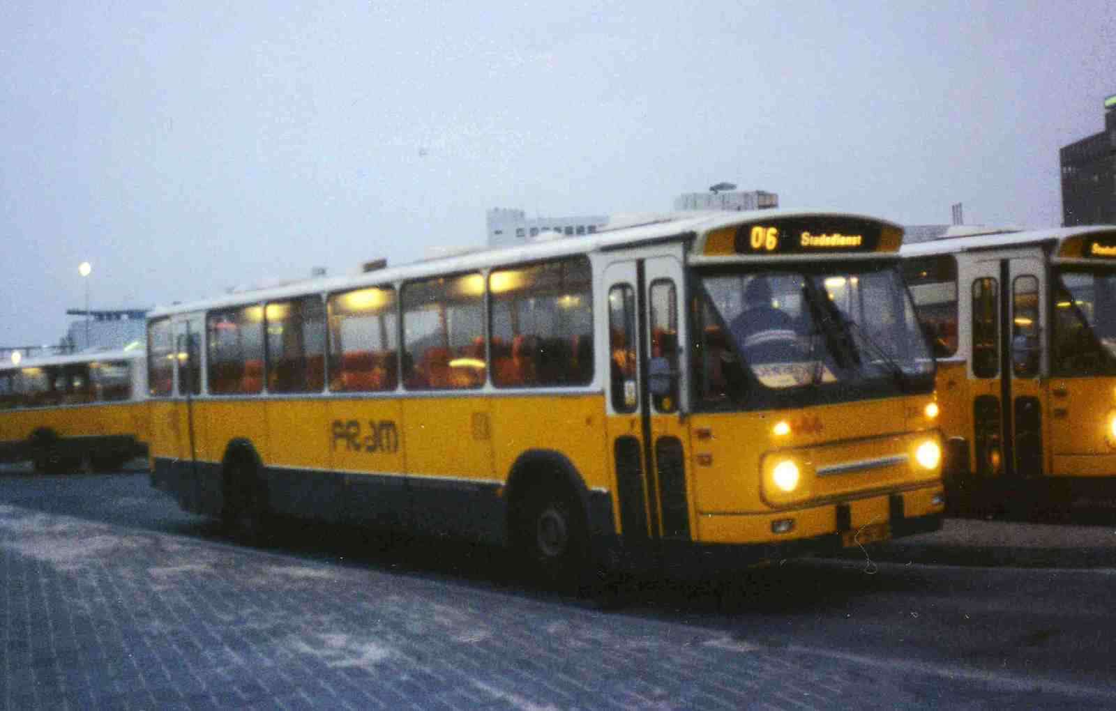 Foto van FRAM Leyland-Den Oudsten Standaardstreekbus 2765