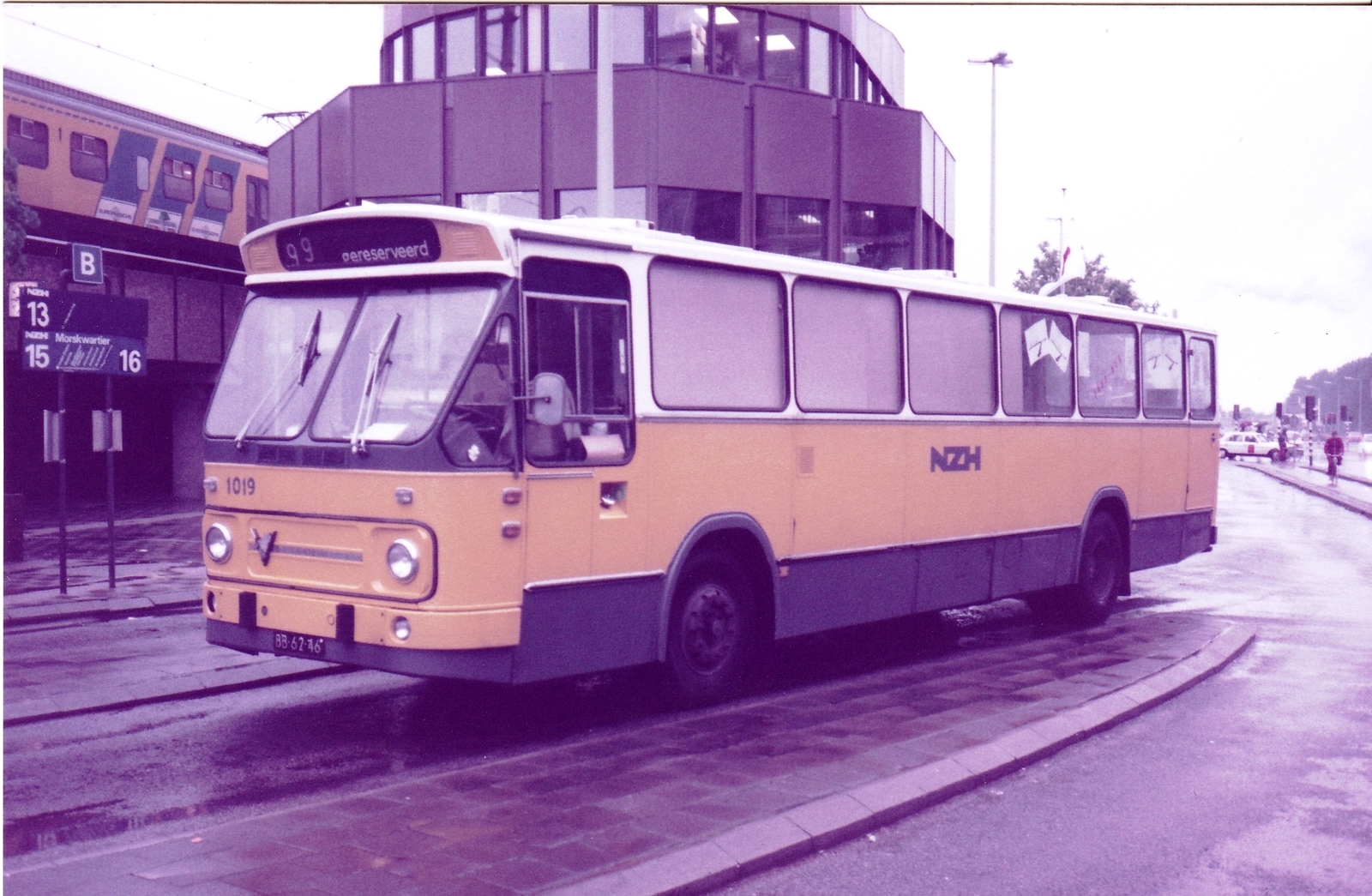 Foto van NZH Leyland-Verheul Standaardstreekbus 1019