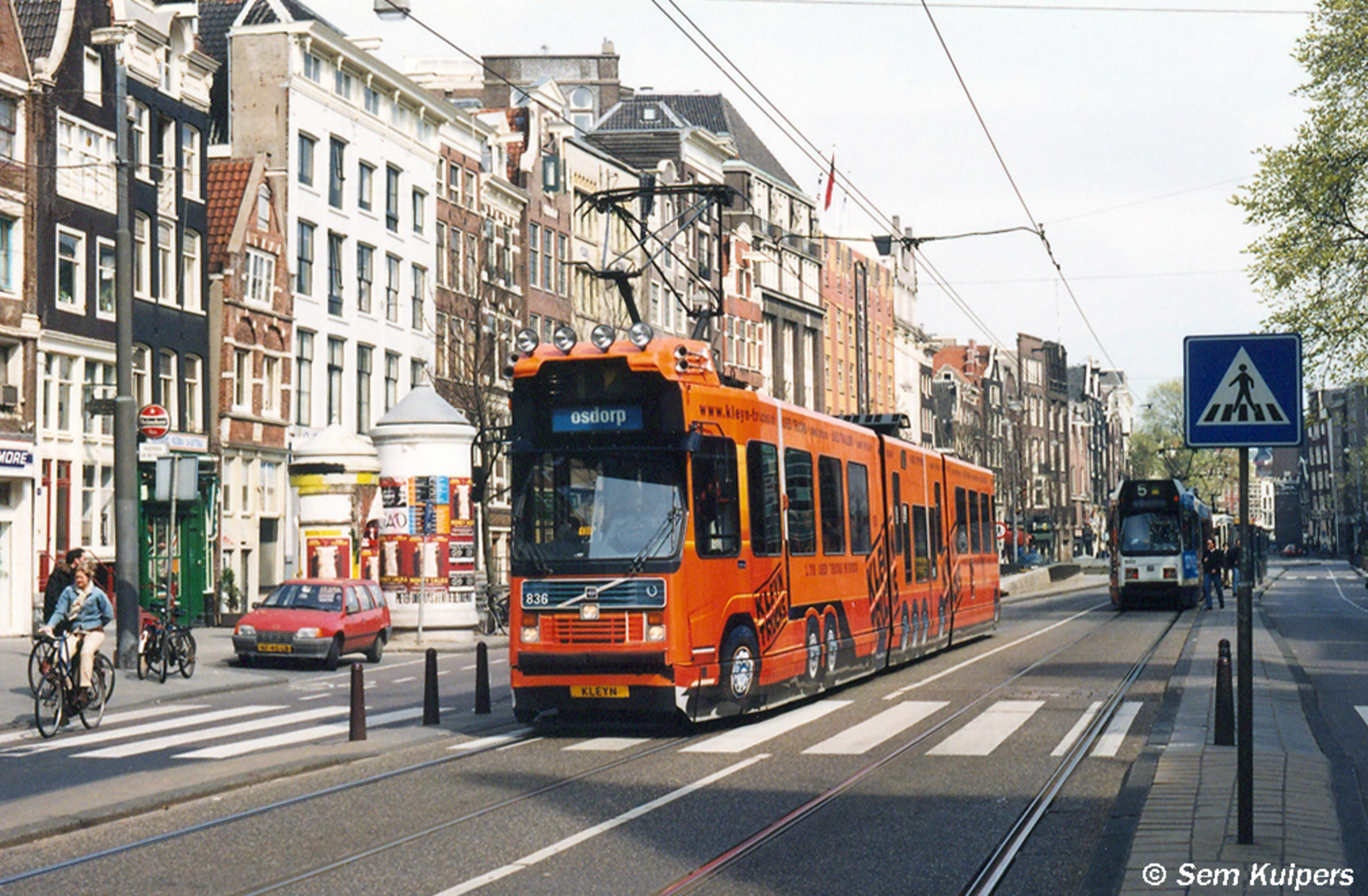 Foto van GVB 12G-tram 836
