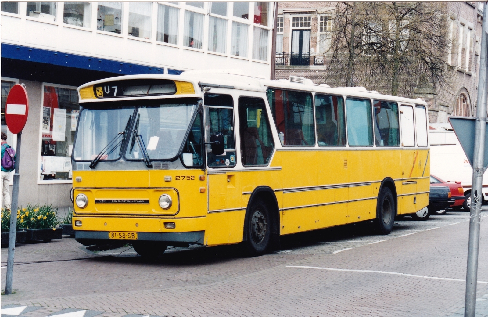 Foto van GADO Leyland-Den Oudsten Standaardstreekbus 2752