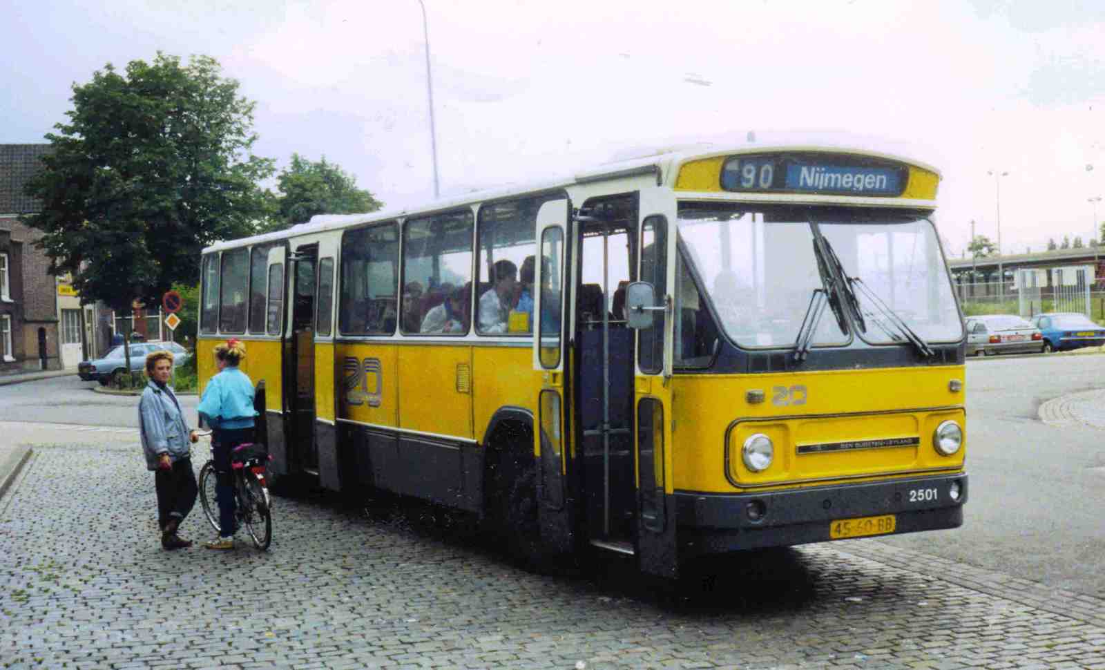 Foto van ZO Leyland-Den Oudsten Standaardstreekbus 2501
