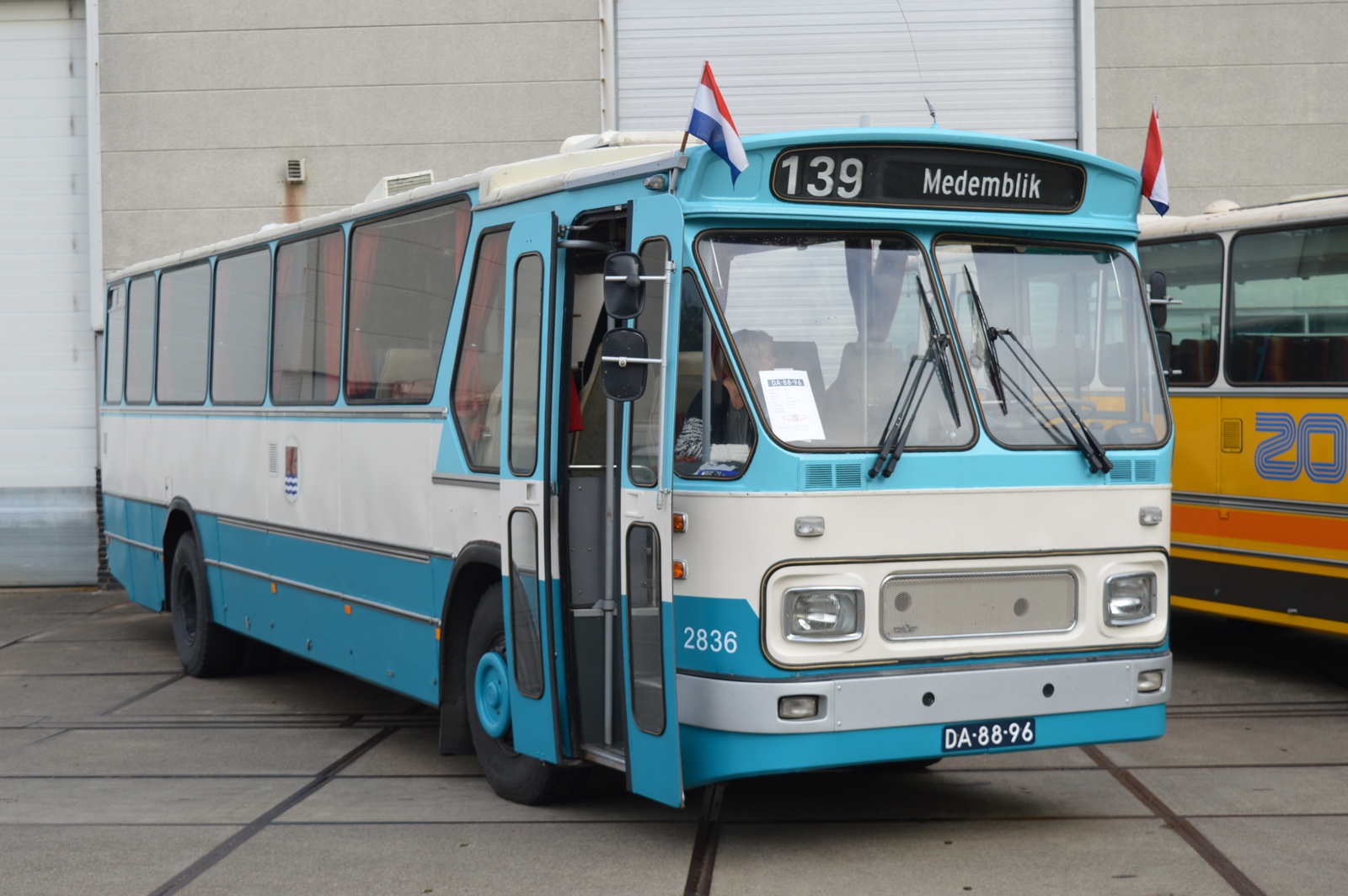 Foto van PART Leyland-Den Oudsten Standaardstreekbus 2836