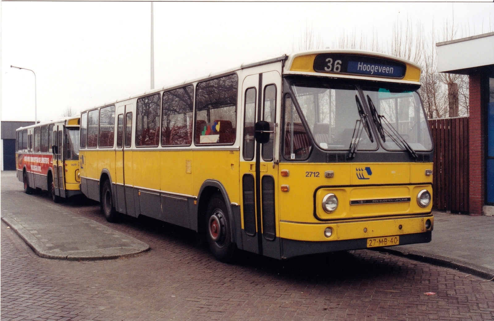 Foto van DVMNWH Leyland-Den Oudsten Standaardstreekbus 2712