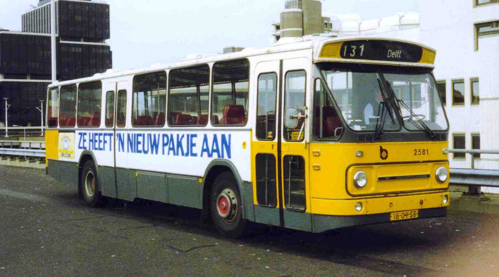 Foto van WN Leyland-Den Oudsten Standaardstreekbus 2581