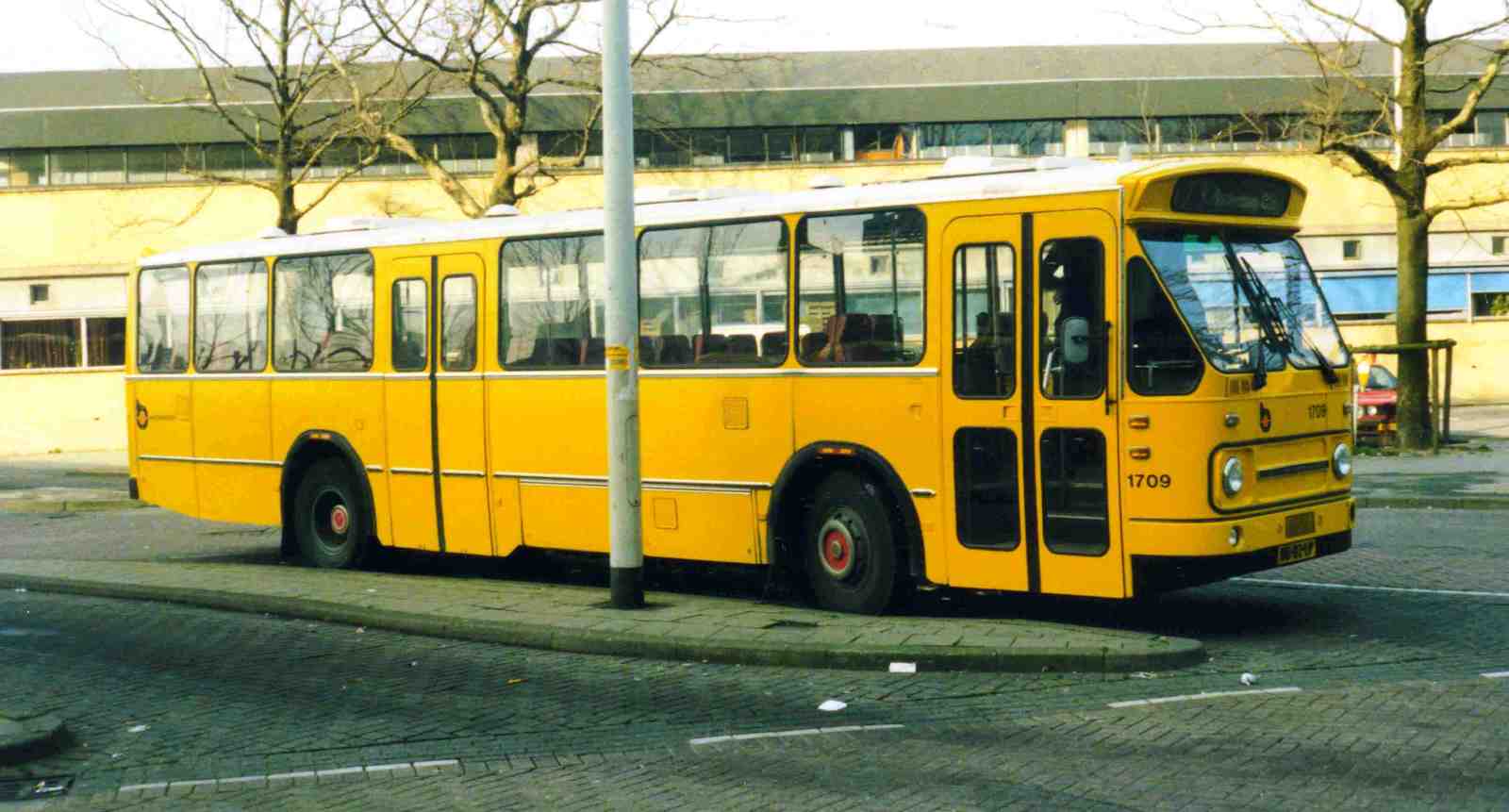 Foto van WN Leyland-Den Oudsten Standaardstreekbus 1709
