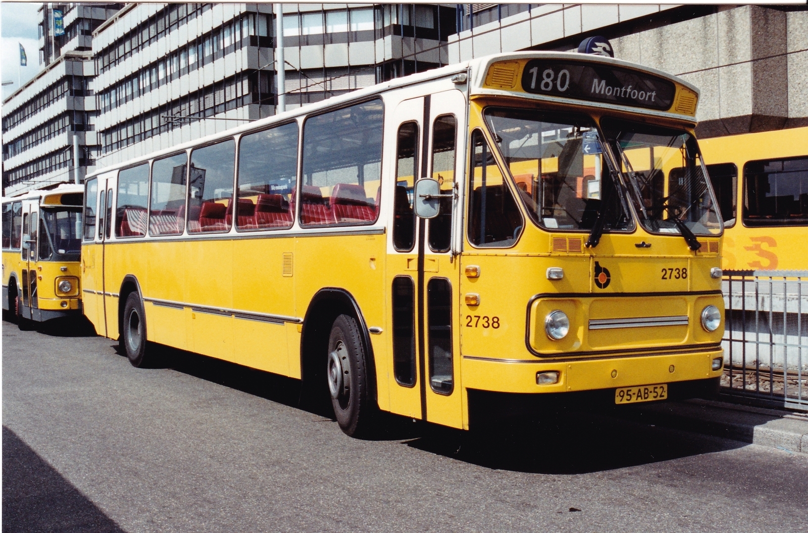 Foto van WN Leyland-Den Oudsten Standaardstreekbus 2738
